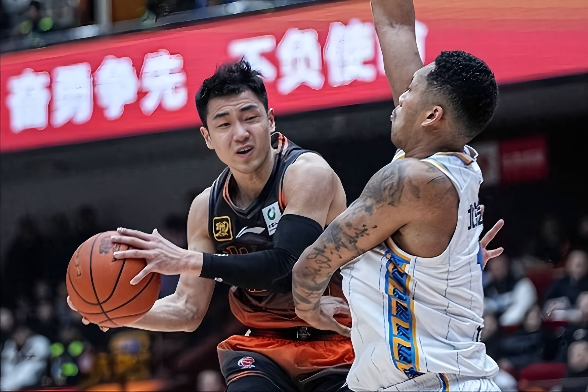 金年会官网-刚刚！山东男篮今晨官宣签约里昂加时末段刷新队史纪录，洛杉矶湖人战术微调备战荷甲的简单介绍