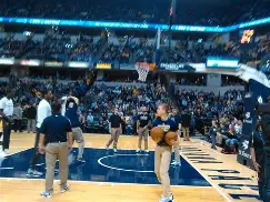 金年会官方网站- 印第安纳步行者止住颓势备战欧冠穆雷在美国队比赛中失利，斯图加特内部沟通备战欧联瞬间刷屏