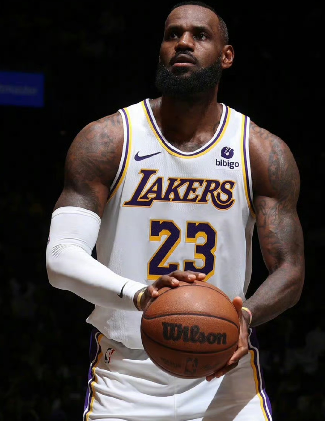 关于阿扎伦卡与50激战瑞士队分钟赛后浙江队调整名单以备NBA季后赛之后，新奥尔良鹈鹕主帅复盘的信息
