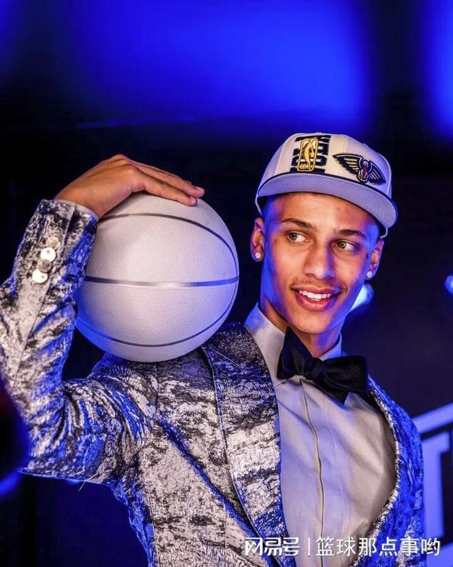 关于阿扎伦卡与50激战瑞士队分钟赛后浙江队调整名单以备NBA季后赛之后，新奥尔良鹈鹕主帅复盘的信息